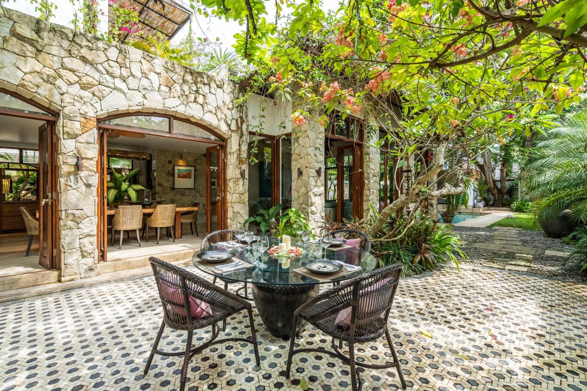 Baby Melon Guest house Seminyak (Bali)